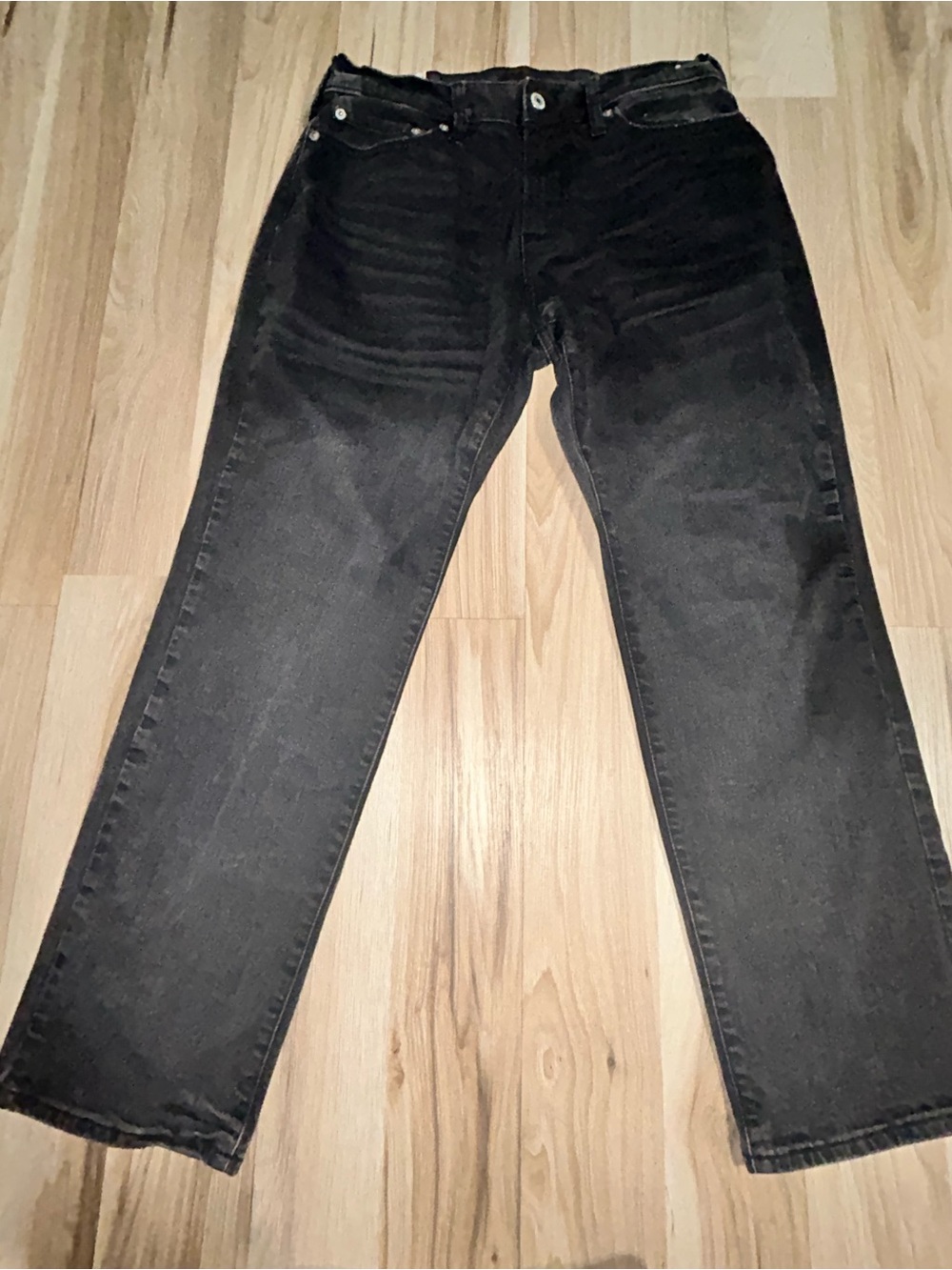 Abercrombie & Fitch Men's Black Straight-Leg Jeans